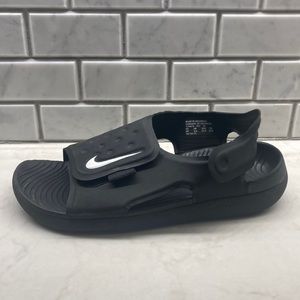 Nike Sunray Sandals